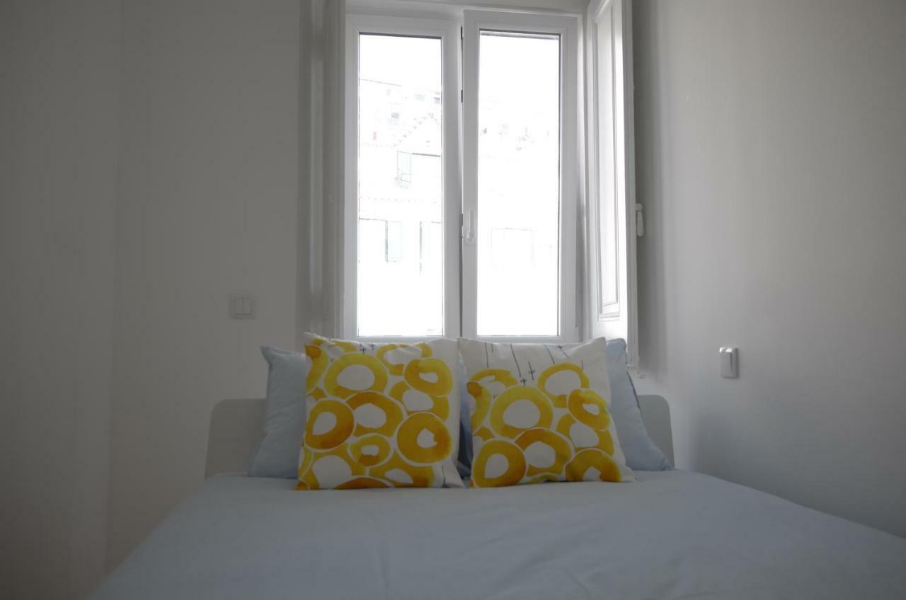 Double Suite By The Ocean Paco de Arcos Luaran gambar